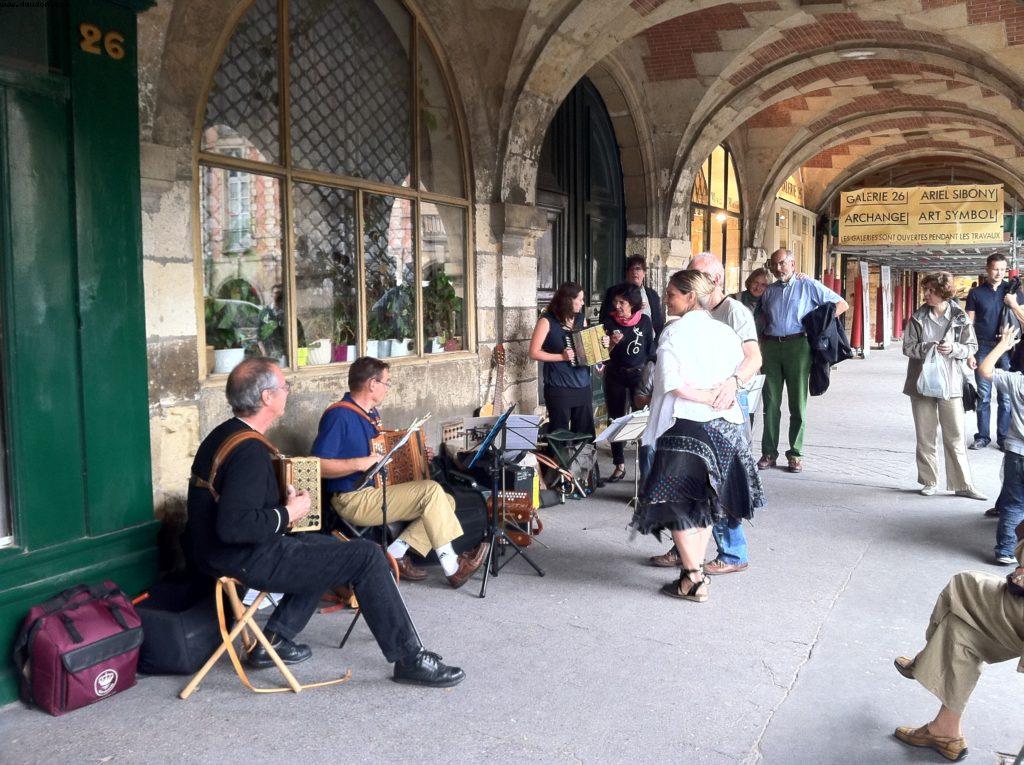 Paris