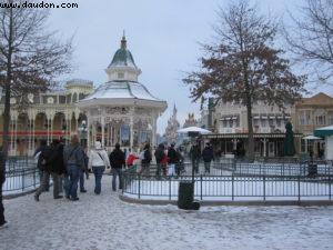 Disneyland Paris sous la neige