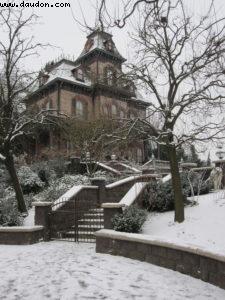 Disneyland Paris sous la neige