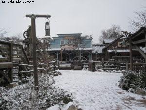 Disneyland Paris sous la neige