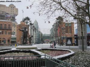 Disneyland Paris sous la neige