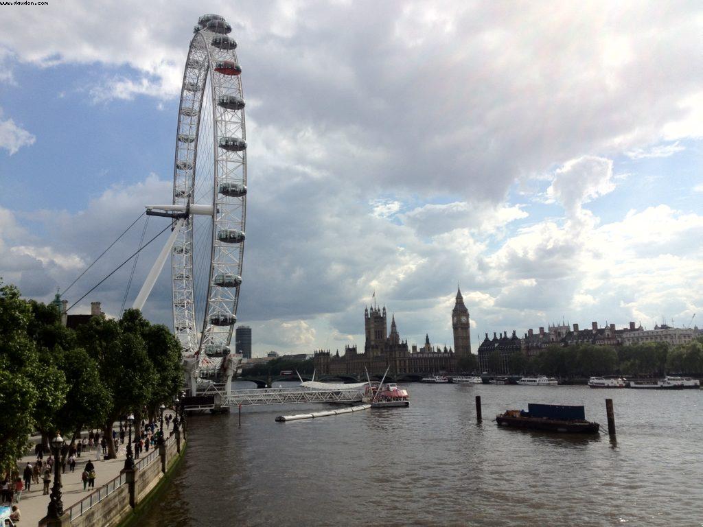 Afternoon in London