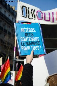 Manif pour l'égalité des droits au mariage