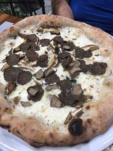 Pizza aux Truffes noires- Eataly (L'original) - Turin
