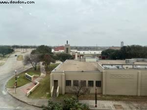 Vue de notre chambre (Sur le Billy Bob's) - Courtyard Hotel - Fort Worth, Texas