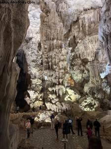 Thien Cung cave - Mini cruise in Halong Bay, Vietnam -Atlantis Hong Kong to Singapore cruise