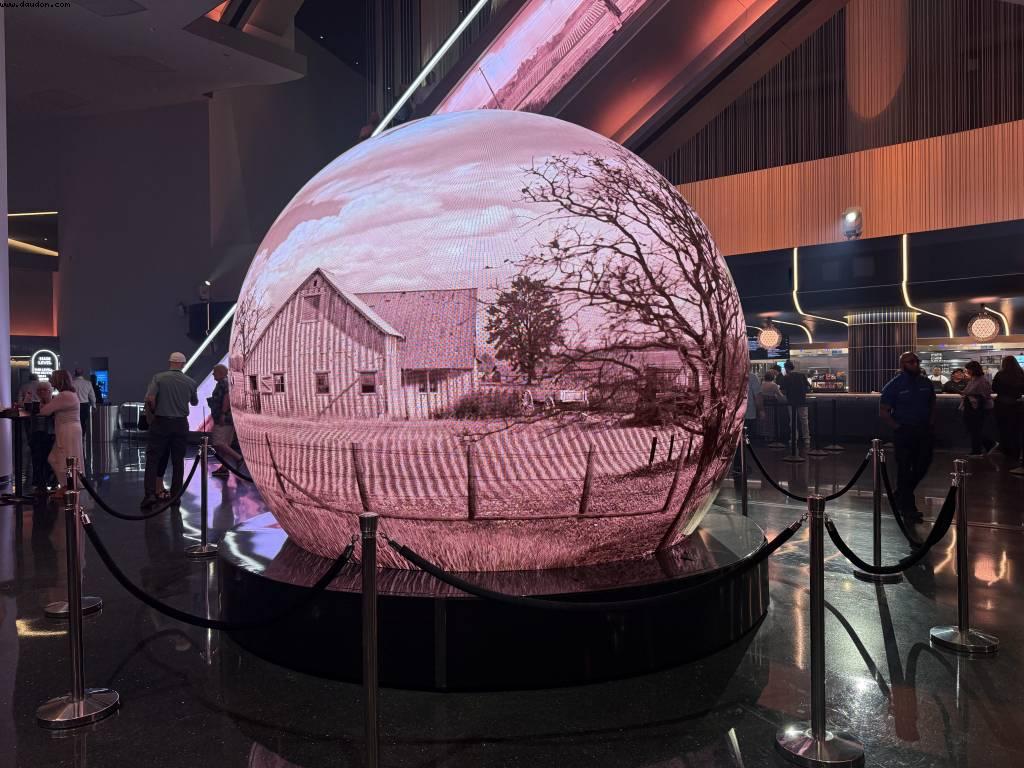 The wizard of Oz - inside the sphere - Las Vegas, Nevada